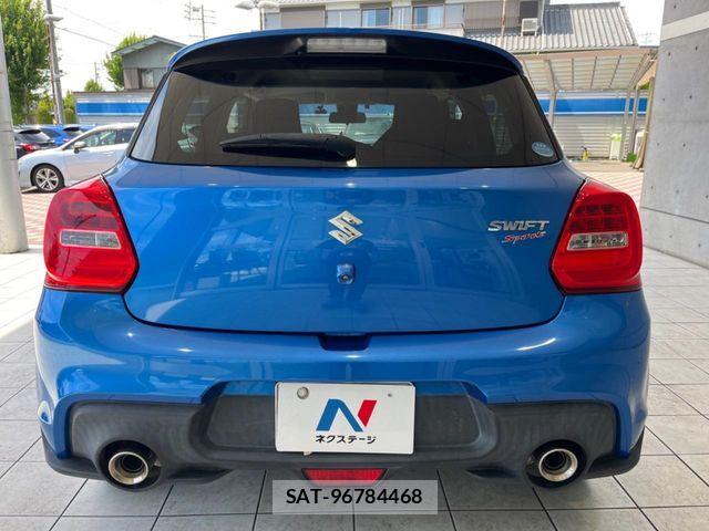 Suzuki SWIFT 2018-03 7360052-15