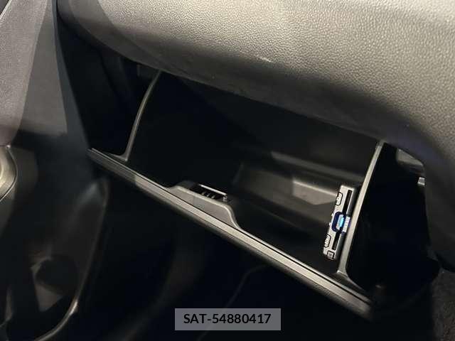 Suzuki SWIFT 2020-02 7360048-26