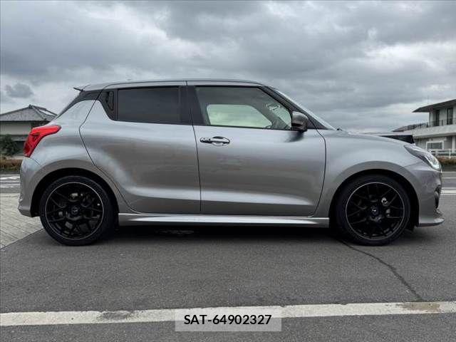 Suzuki SWIFT 2019-03 7360056-11
