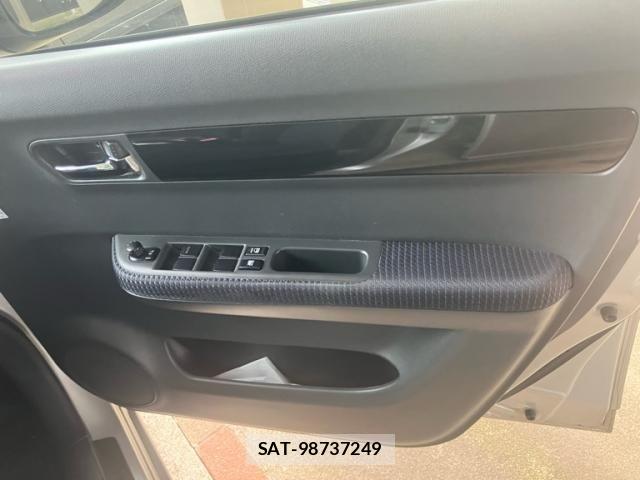 Suzuki SWIFT 2008-09 7360059-9
