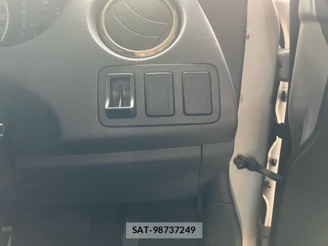 Suzuki SWIFT 2008-09 7360059-11