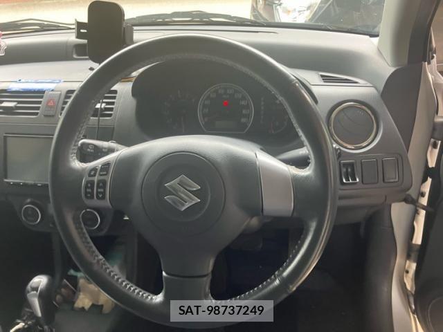 Suzuki SWIFT 2008-09 7360059-12