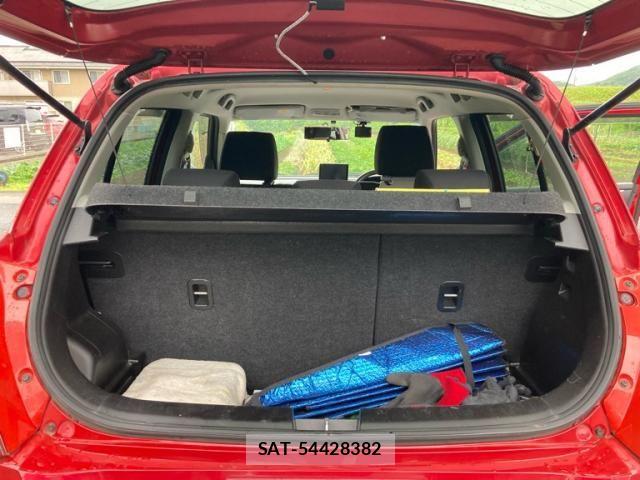 Suzuki SWIFT 2013-12 7394393-19