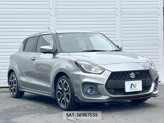 Suzuki SWIFT 2019-01 7394366-15