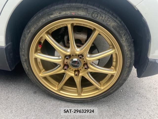 Suzuki SWIFT 2024-04 7394362-11