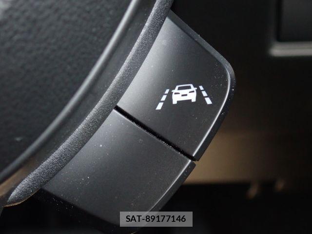 Suzuki SWIFT 2021-11 7394374-25