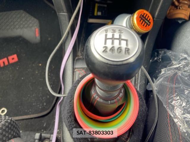 Suzuki SWIFT 2014-08 7394391-15