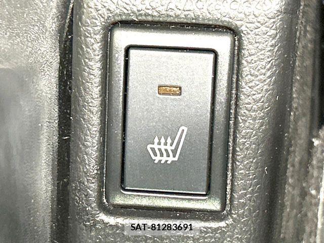 Suzuki SWIFT 2018-03 7394364-3