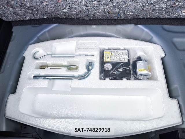 Suzuki SWIFT 2025-11 7394357-9