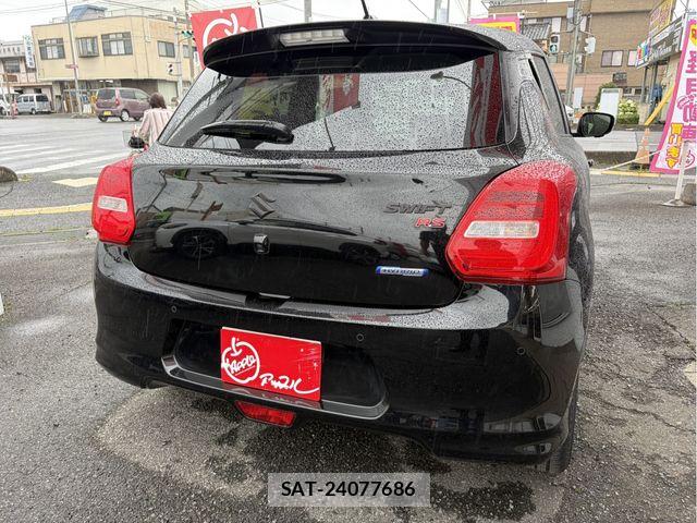 Suzuki SWIFT 2022-03 7458219-3