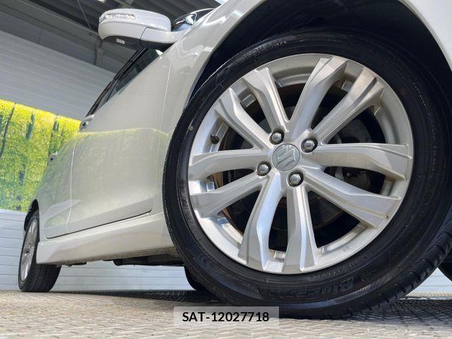 Suzuki SWIFT 2015-11 7458225-12