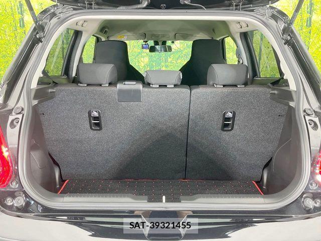 Suzuki SWIFT 2022-07 7458203-9