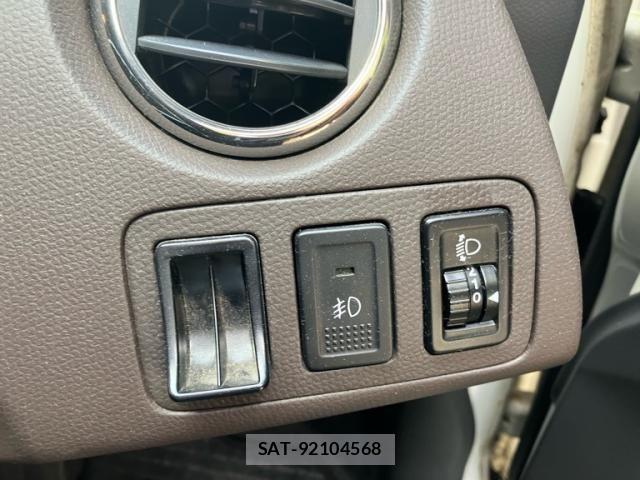 Suzuki SWIFT 2009-09 7458234-19
