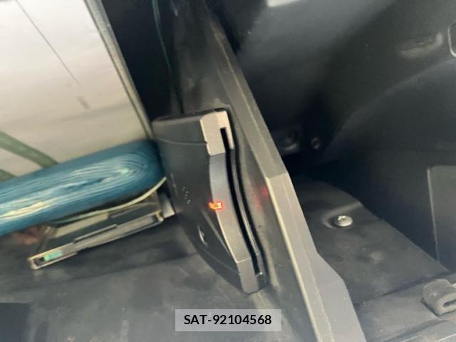 Suzuki SWIFT 2009-09 7458234-23