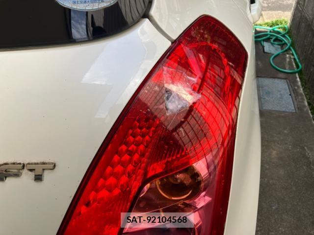 Suzuki SWIFT 2009-09 7458234-24