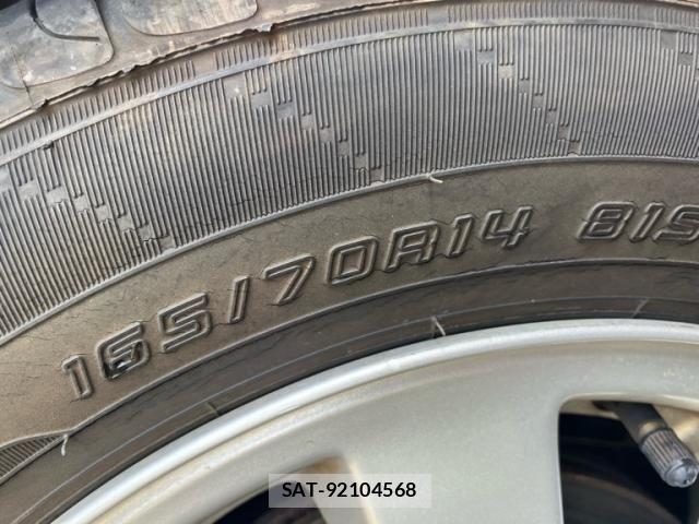 Suzuki SWIFT 2009-09 7458234-8