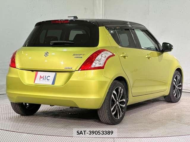 Suzuki SWIFT 2015-11 7458223-4