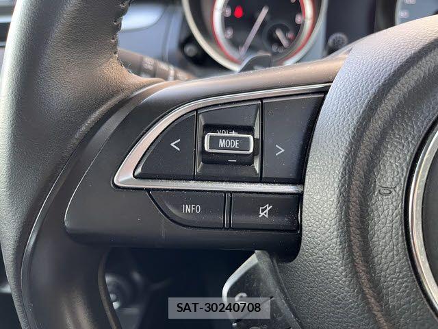 Suzuki SWIFT 2019-04 7458217-16