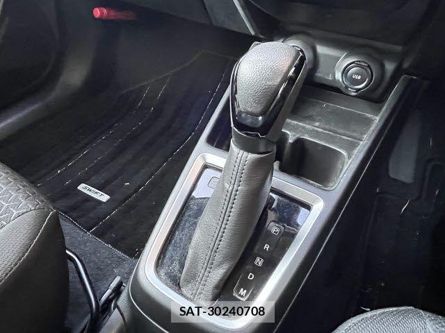 Suzuki SWIFT 2019-04 7458217-19