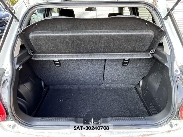 Suzuki SWIFT 2019-04 7458217-20