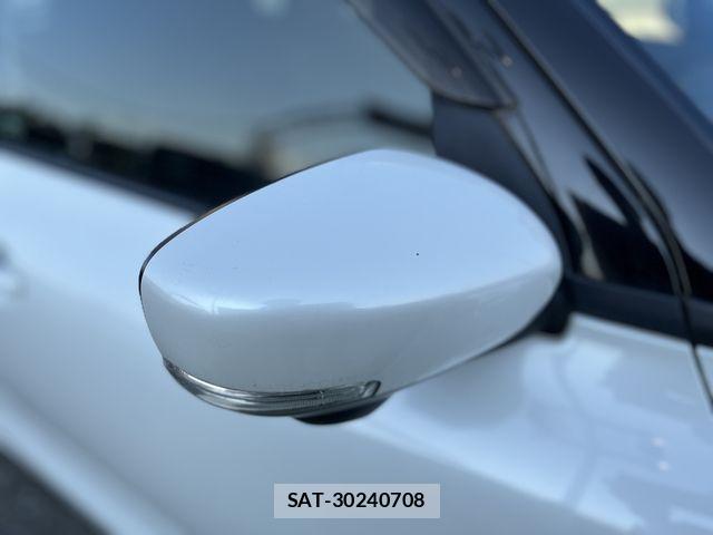 Suzuki SWIFT 2019-04 7458217-24