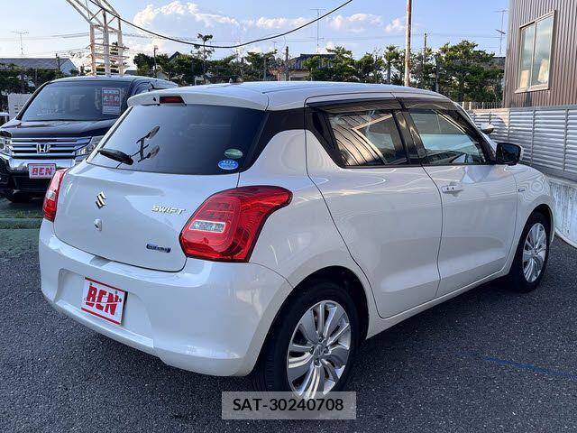 Suzuki SWIFT 2019-04 7458217-2