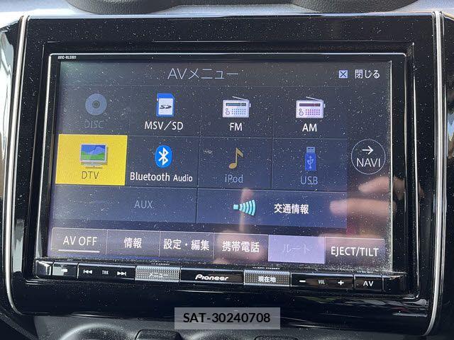 Suzuki SWIFT 2019-04 7458217-5