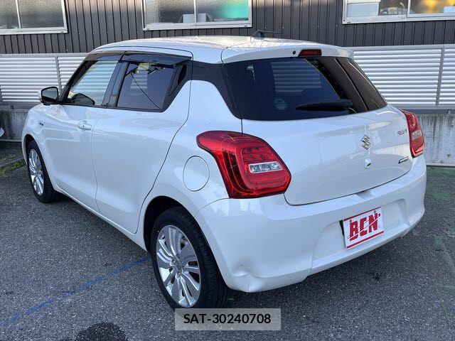 Suzuki SWIFT 2019-04 7458217-8