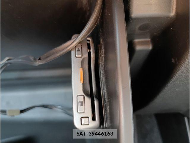 Suzuki SWIFT 2019-07 7458220-15