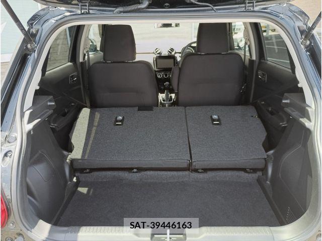 Suzuki SWIFT 2019-07 7458220-3
