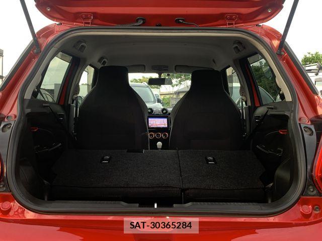 Suzuki SWIFT 2019-10 7458216-29