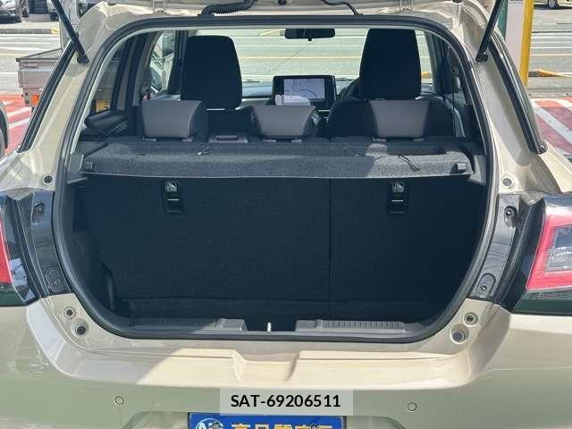 Suzuki SWIFT 2025-02 7458209-9
