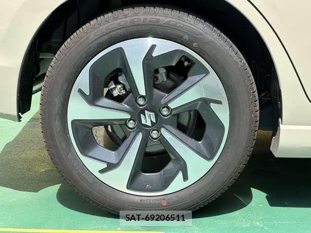 Suzuki SWIFT 2025-02 7458209-12