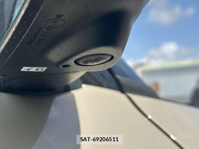 Suzuki SWIFT 2025-02 7458209-13