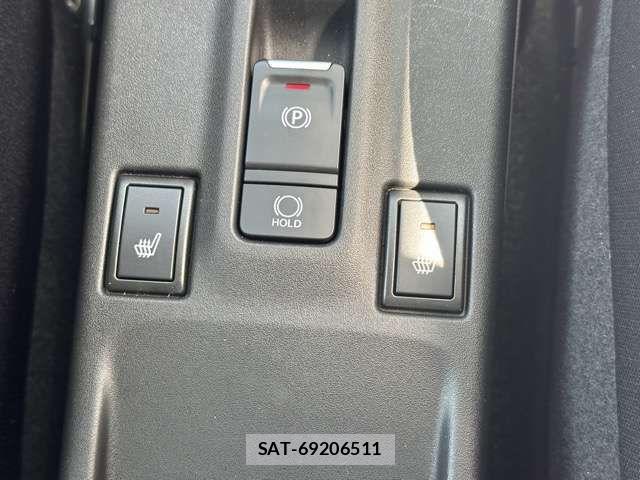 Suzuki SWIFT 2025-02 7458209-17
