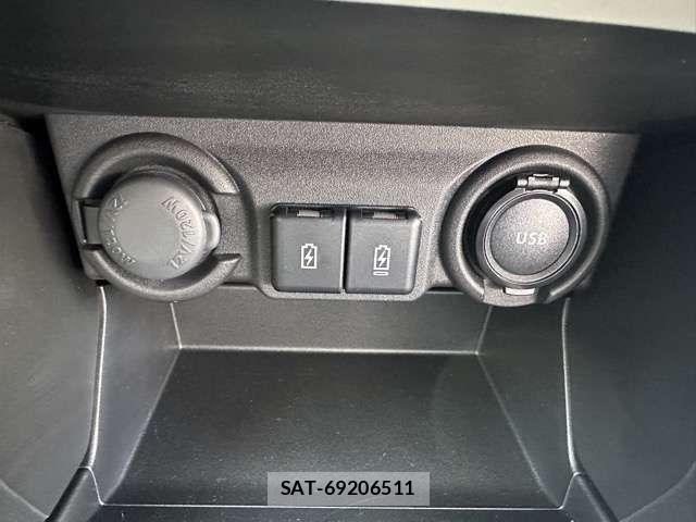 Suzuki SWIFT 2025-02 7458209-18