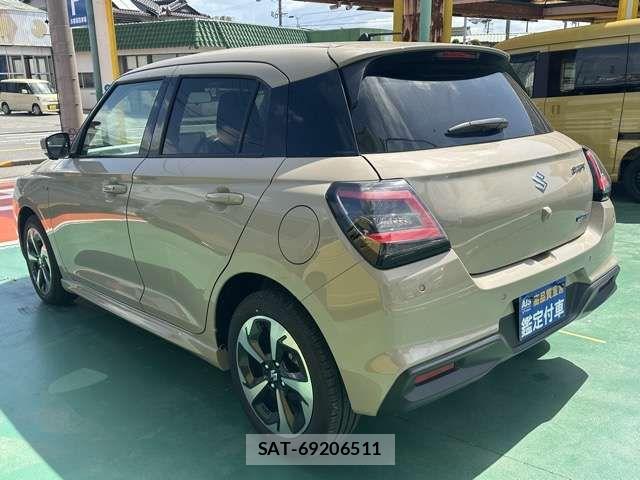 Suzuki SWIFT 2025-02 7458209-3