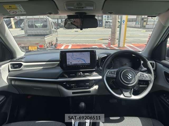 Suzuki SWIFT 2025-02 7458209-6