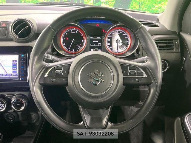 Suzuki SWIFT 2018-03 7458221-10