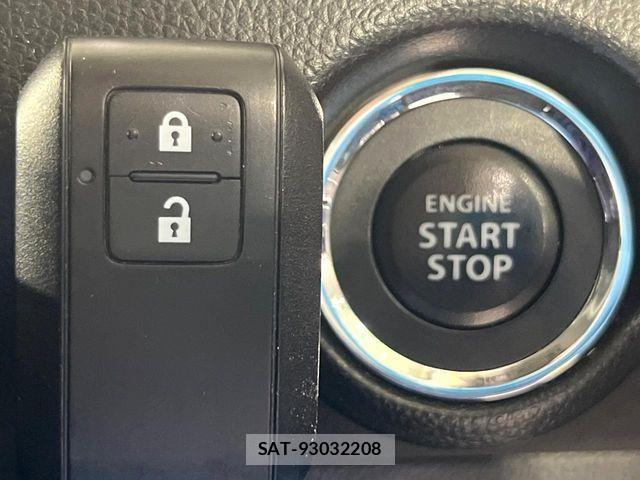 Suzuki SWIFT 2018-03 7458221-5