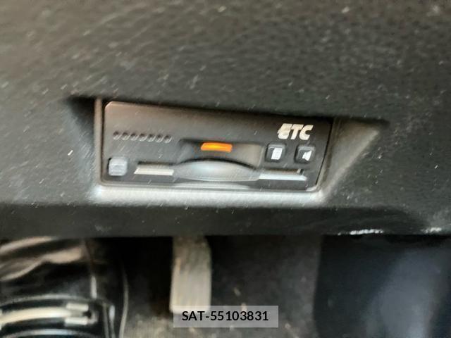 Suzuki SWIFT 2014-04 7458229-16
