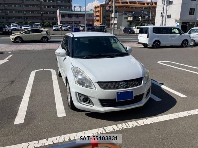 Suzuki SWIFT 2014-04 7458229-1