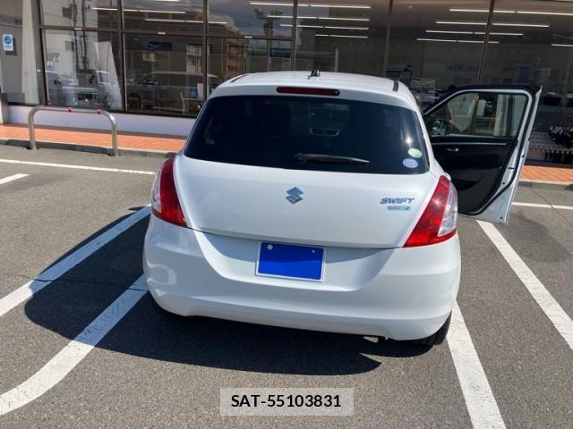 Suzuki SWIFT 2014-04 7458229-5