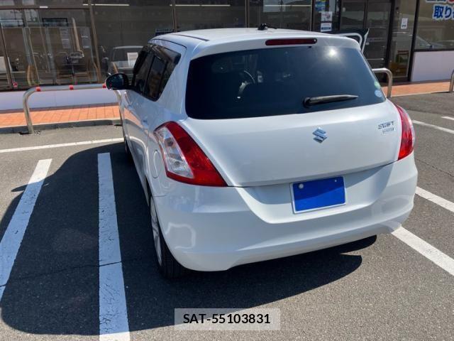 Suzuki SWIFT 2014-04 7458229-7