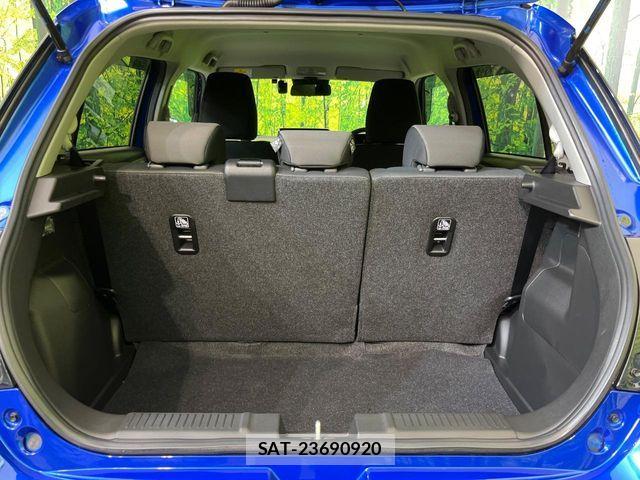 Suzuki SWIFT 2024-05 7458210-9