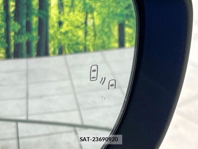 Suzuki SWIFT 2024-05 7458210-6