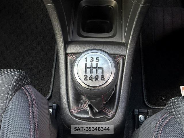 Suzuki SWIFT 2014-03 7458228-5