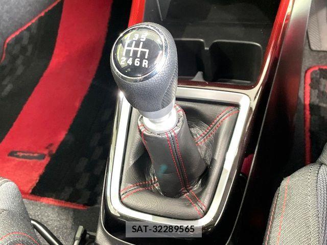 Suzuki SWIFT 2019-01 7458213-2
