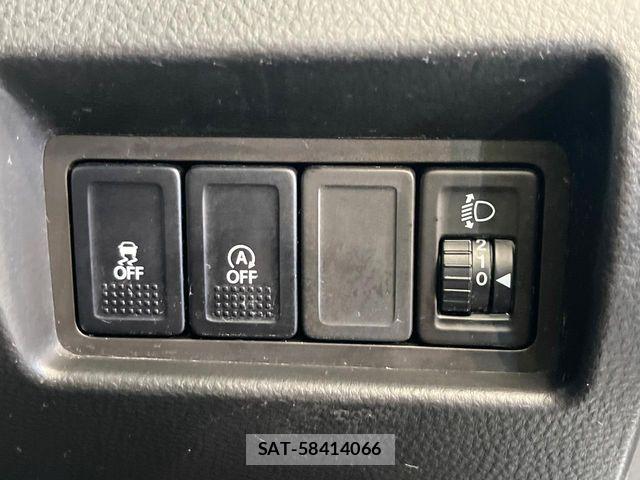 Suzuki SWIFT 2014-03 7458230-4