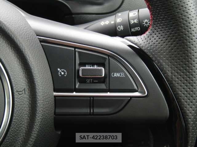 Suzuki SWIFT 2018-01 7458212-16
